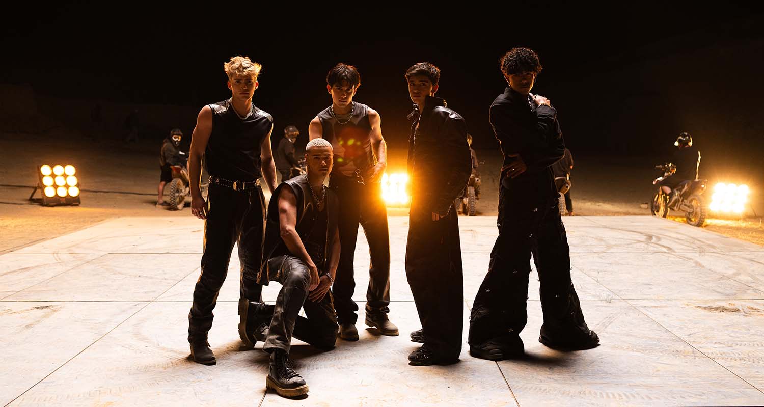 SANTOS BRAVOS Lanza El Video Musical Oficial De Su Nuevo Sencillo SANTOS BRAVOS Lanza El Video Musical Oficial De Su Nuevo Sencillo